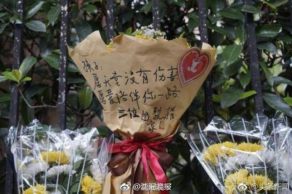 上赛季WNBA总决赛MVP！李月汝：想成为琼克尔